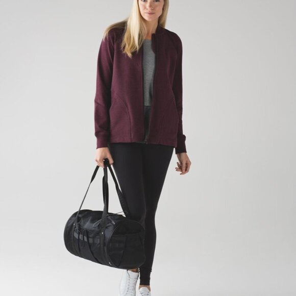 Lululemon - Pleat to Street Bomber in Heathered Bordeaux - Stretch Terry, 6 - Picture 10 of 13